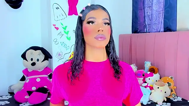 Snapshot of bloom444 chatting on 09/16/25, 07:48 bloom444 online show from 09/16/25, 07:48