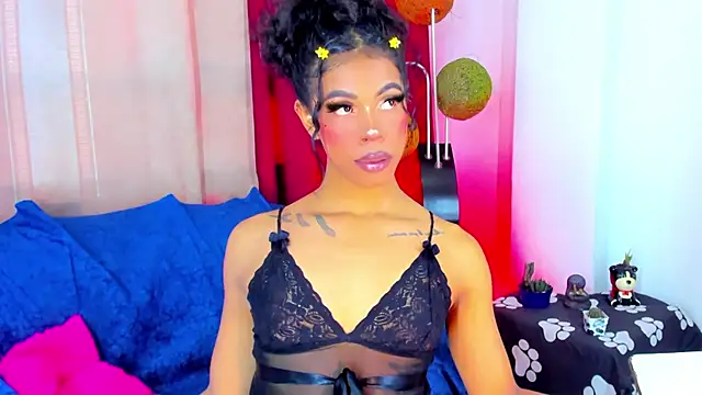 Snapshot of bloom444 chatting on 10/02/25, 10:17 bloom444 online show from 10/02/25, 10:17