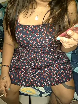 Snapshot of IndieSM chatting on 09/21/25, 10:55 IndieSM online show from 09/21/25, 10:55