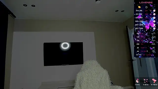 Snapshot of Holly_Molii chatting on 12/02/25, 03:12 Holly Molii online show from 12/02/25, 03:12