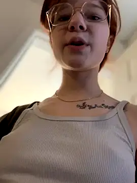 foxy ana13 online show from 10/19/25, 10:43