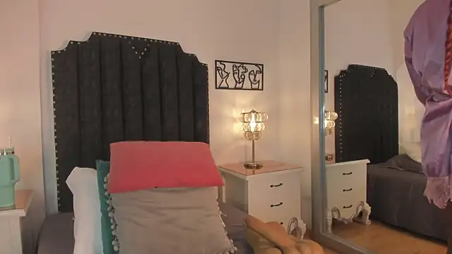 SamanthaBrown69 online show from 09/28/25, 03:45