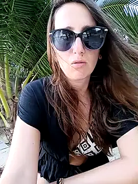 Alexvit2616 online show from 02/04/25, 11:05