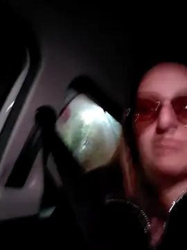 Snapshot of Alexvit2616 chatting on 11/01/25, 10:45 Alexvit2616 online show from 11/01/25, 10:45