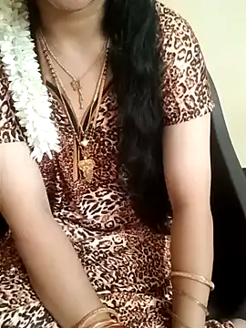 Snapshot of yourtamilcouple chatting on 02/03/25, 09:30 yourtamilcouple online show from 02/03/25, 09:30