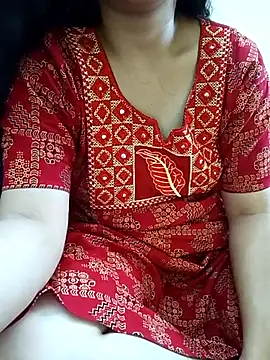 Snapshot of yourtamilcouple chatting on 10/20/25, 10:05 yourtamilcouple online show from 10/20/25, 10:05