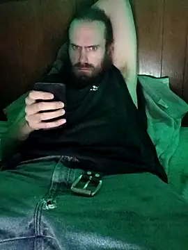 Snapshot of RobStrokes215 chatting on 11/30/25, 04:33 RobStrokes215 online show from 11/30/25, 04:33