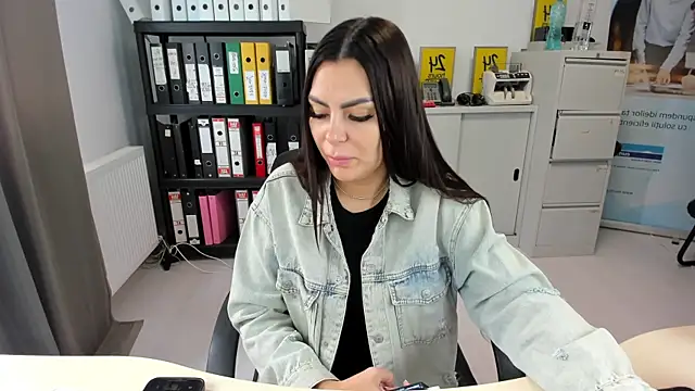 Snapshot of kilenyapatrice chatting on 09/29/25, 10:31 kilenyapatrice online show from 09/29/25, 10:31