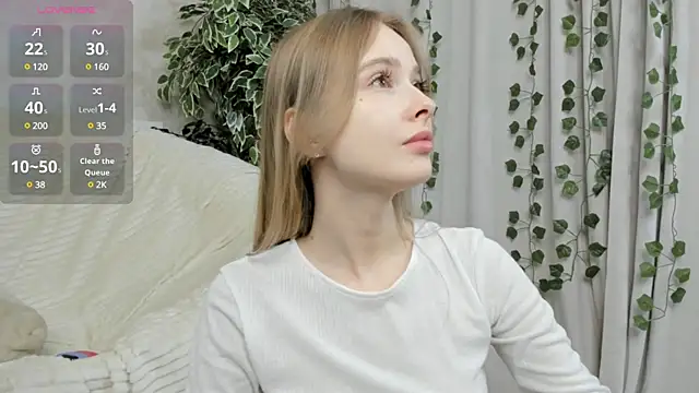 Snapshot of mell_milles chatting on 02/02/25, 08:41 mell milles online show from 02/02/25, 08:41