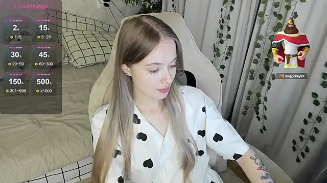 Snapshot of mell_milles chatting on 09/09/25, 03:55 mell milles online show from 09/09/25, 03:55