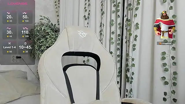 Snapshot of mell_milles chatting on 11/27/25, 02:30 mell milles online show from 11/27/25, 02:30