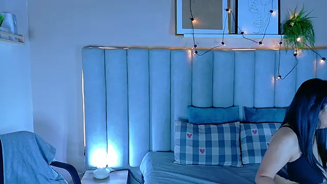 JaylaScott   online show from 10/13/25, 11:43