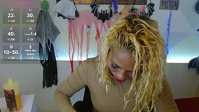 Snapshot of NatashaDormat chatting on 10/27/25, 01:59 NatashaDormat online show from 10/27/25, 01:59