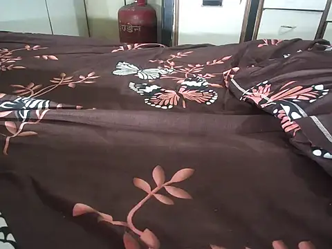 Kinjal patel01 online show from 09/25/25, 04:38