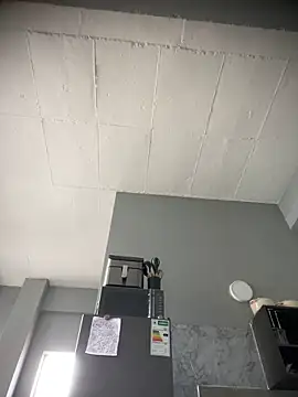 Curveysinaa online show from 10/05/25, 09:18