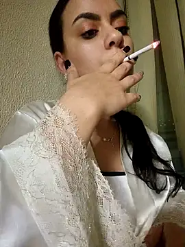 ElyzaIbarra online show from 02/01/25, 03:41