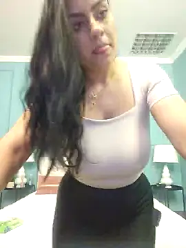 ElyzaIbarra online show from 02/12/25, 08:59