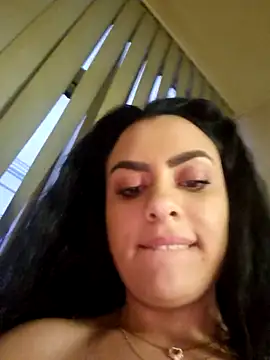 ElyzaIbarra online show from 02/15/25, 05:09