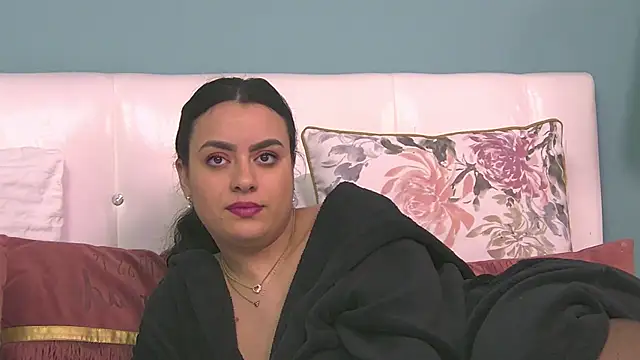 ElyzaIbarra online show from 02/27/25, 10:04