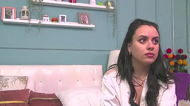 ElyzaIbarra online show from 03/20/25, 03:36