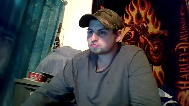 Snapshot of sexaddict_2424 chatting on 10/31/25, 12:11 sexaddict 2424 online show from 10/31/25, 12:11