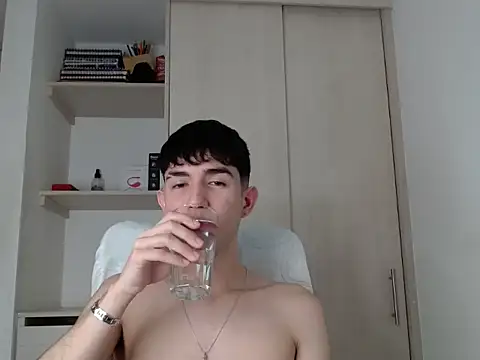 Andy hot19 online show from 09/19/25, 04:14