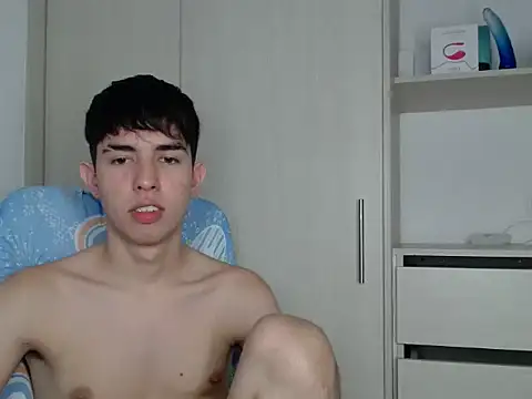 Andy hot19 online show from 10/26/25, 04:13