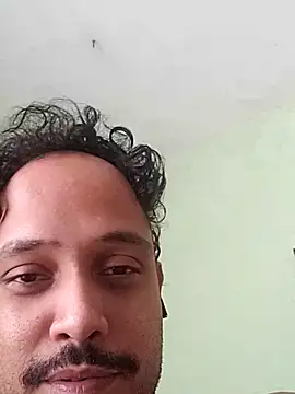 Snapshot of lukrel chatting on 03/11/26, 11:16 lukrel online show from 03/11/26, 11:16