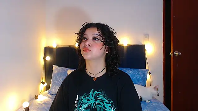 Bitsy Messy online show from 07/21/26, 01:08