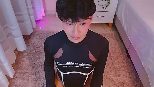 Snapshot of dilan_sp chatting on 10/18/25, 12:57 dilan sp online show from 10/18/25, 12:57