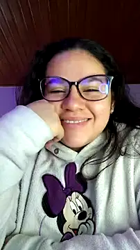 Snapshot of im_mei chatting on 12/18/25, 03:51 im mei online show from 12/18/25, 03:51
