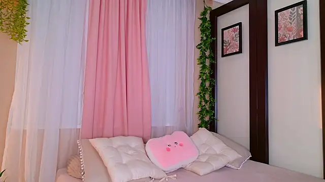 Zafiiro Blue online show from 11/20/25, 12:11