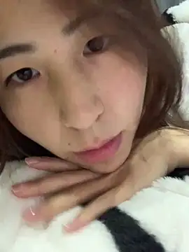 Snapshot of Aimeil chatting on 12/12/24, 06:47 Aimeil online show from 12/12/24, 06:47