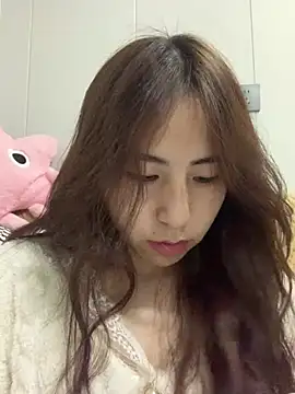 Snapshot of Aimeil chatting on 12/27/24, 12:56 Aimeil online show from 12/27/24, 12:56