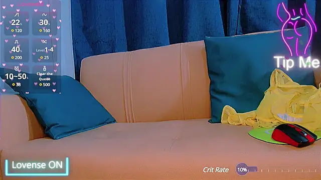 Snapshot of femboykeene chatting on 01/21/25, 08:41 femboykeene online show from 01/21/25, 08:41