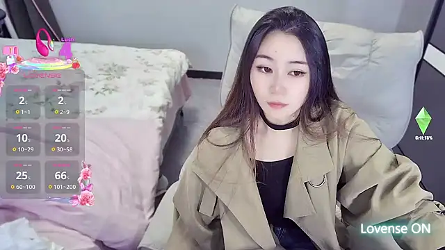 Snapshot of Feifei-cn chatting on 10/23/25, 12:43 Feifei-cn online show from 10/23/25, 12:43