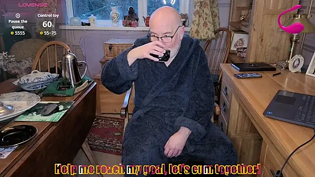 Snapshot of Adamdaddybear chatting on 01/10/26, 08:05 Adamdaddybear online show from 01/10/26, 08:05