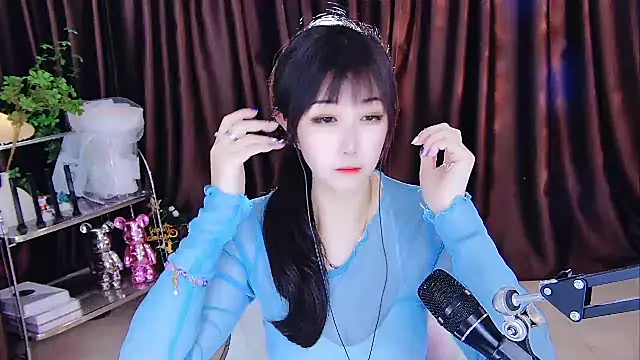 xiaoya666--baby online show from 02/19/25, 02:01