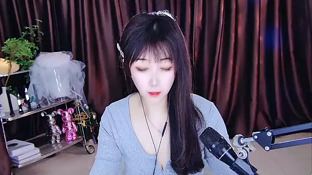 xiaoya666--baby online show from 03/02/25, 02:00