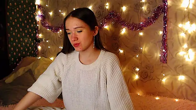 fluffy kitty  online show from 03/05/25, 02:45