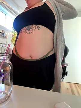 Sweetleeahxx online show from 10/02/25, 01:18