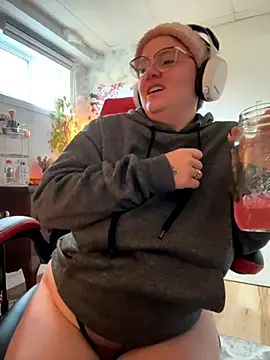 Sweetleeahxx online show from 10/16/25, 01:23