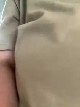 Sweetleeahxx online show from 11/26/25, 02:51