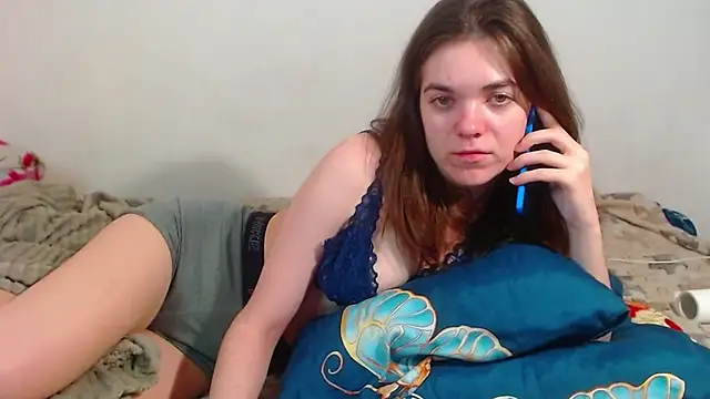 Snapshot of SallyMkn chatting on 04/20/26, 04:21 SallyMkn online show from 04/20/26, 04:21