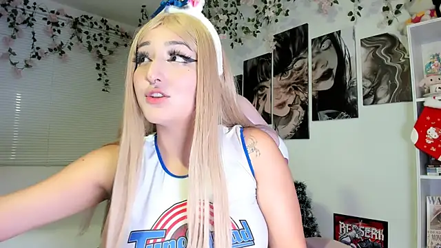 Snapshot of julyana_ chatting on 01/04/25, 09:10 julyana  online show from 01/04/25, 09:10