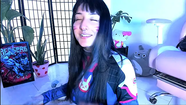 Snapshot of julyana_ chatting on 10/22/25, 05:24 julyana  online show from 10/22/25, 05:24