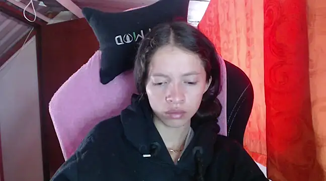 sweetdam12 online show from 12/05/24, 01:49
