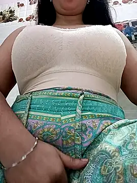 cute-mahek online show from 10/08/25, 08:34