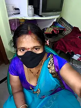 hotladyIndian1 online show from 12/19/24, 12:45