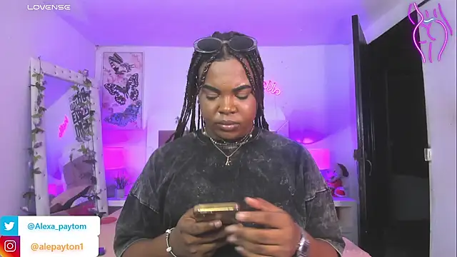 Alexa paytom1 online show from 01/11/25, 11:35